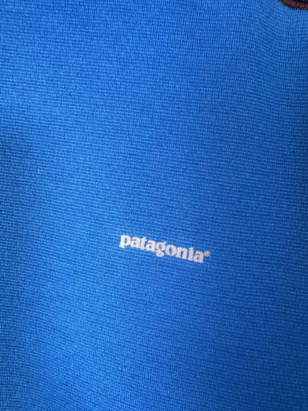 Patagonia Mens Blue Long Sleeve Capilene Base Layer Pullover Size Medium Outdoor